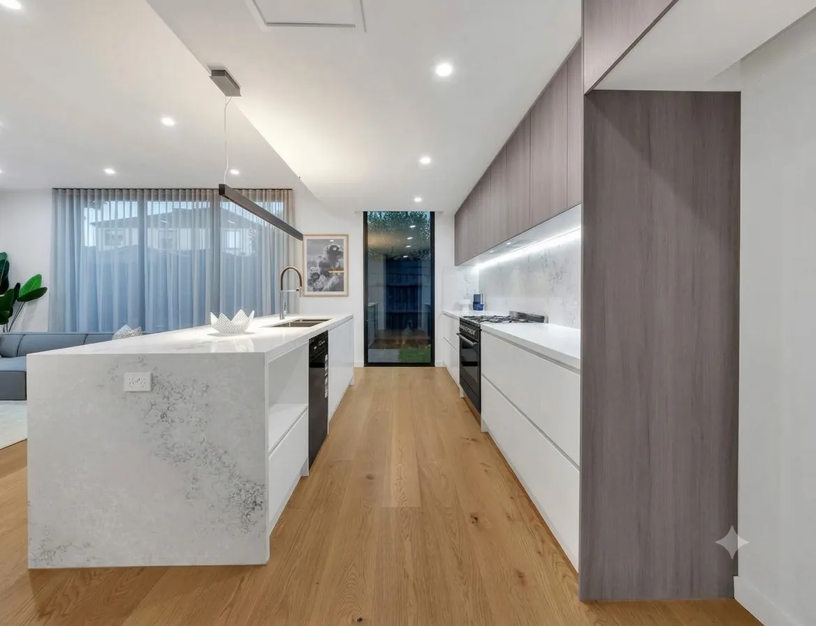 474A Bluff Road Hampton — interior living